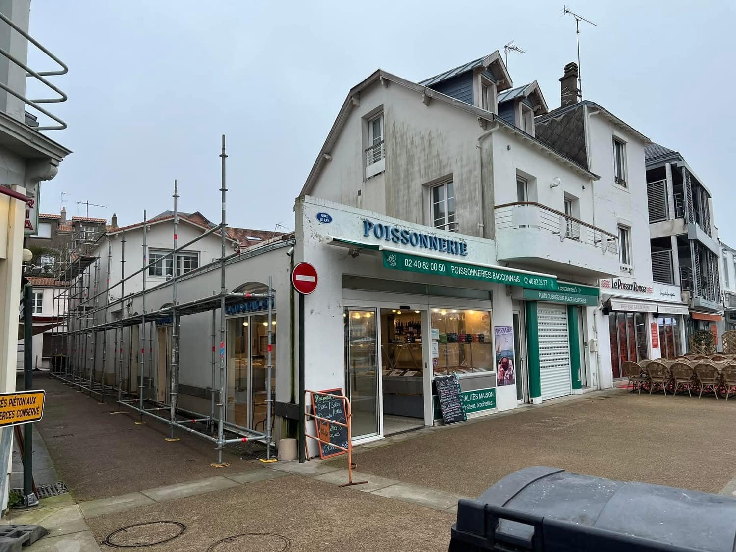 Rénovation de couverture et zinguerie à la Poissonnerie à Pornic